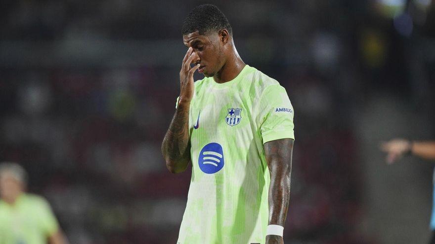 每体：拉什福德替补登场完成西甲首秀，但适应新体系仍需时间